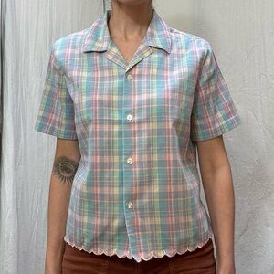 Pastel blue, pink, yellow, white plaid button down shortsleeve blouse scalloped